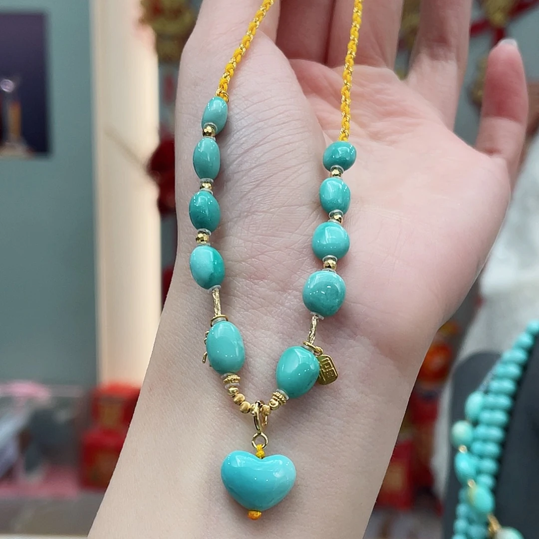 绿松石颈饰18K金镶嵌