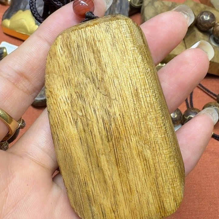 大叶紫檀(黑酸枝木类)