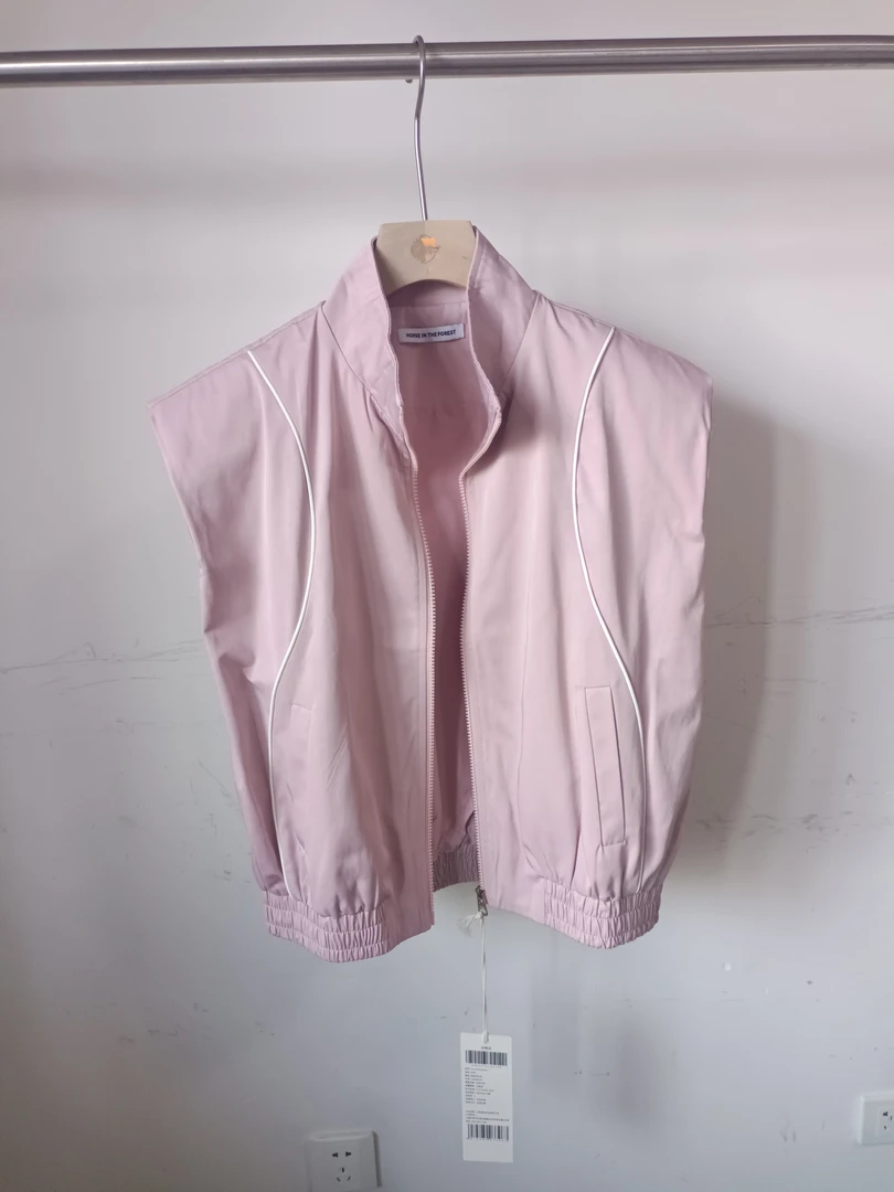 HORSE时髦薄款运动风设计蝙蝠袖轻薄百搭短款无袖马甲