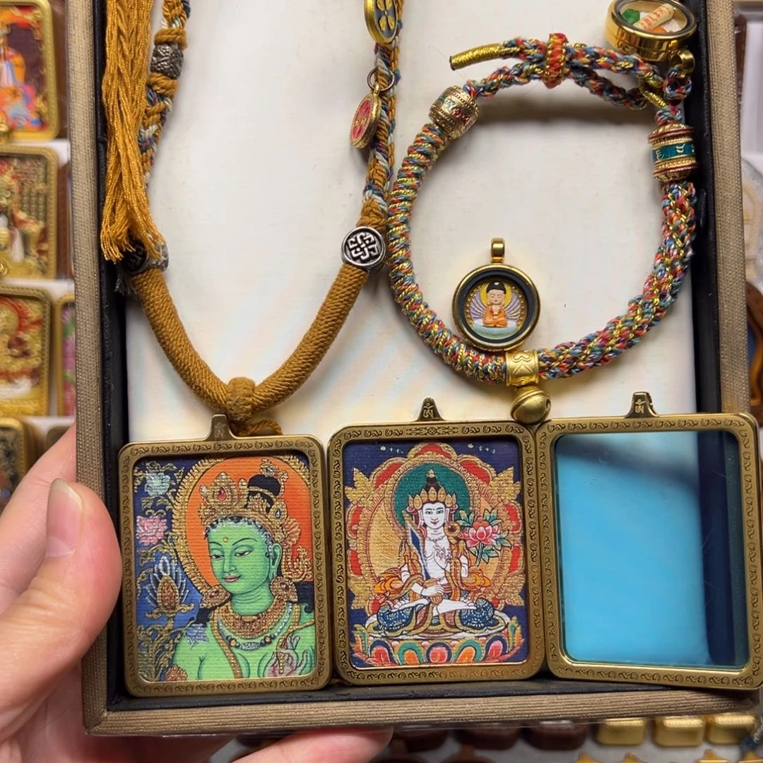 吊坠绿度母虚空藏菩萨双面钛钢