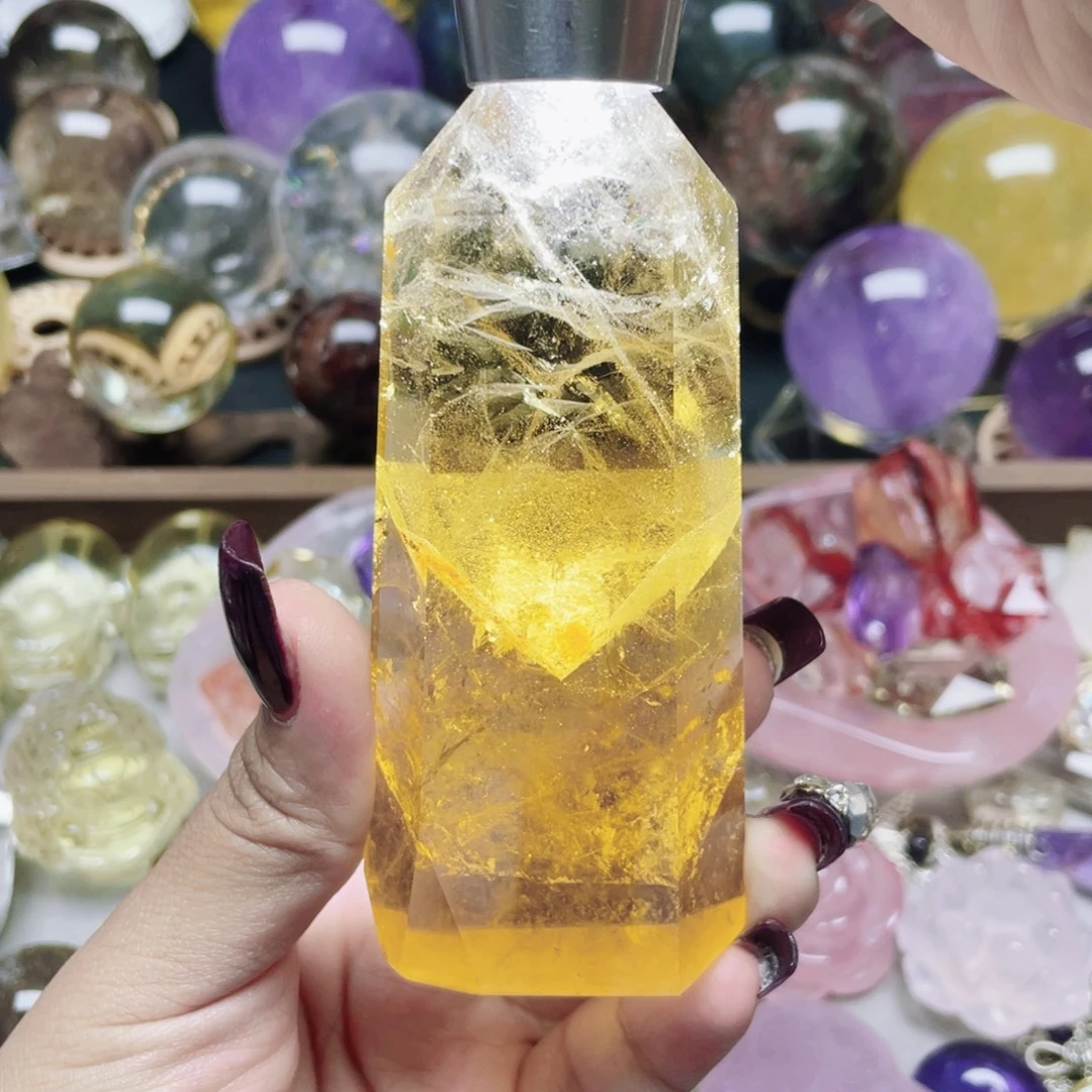 水晶珠宝半成品未镶嵌黄水晶带山柱子