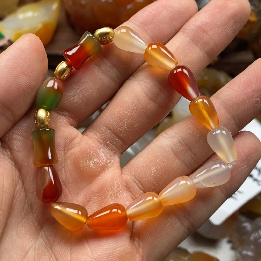 西***腰玛瑙/玉髓未镶嵌颈饰