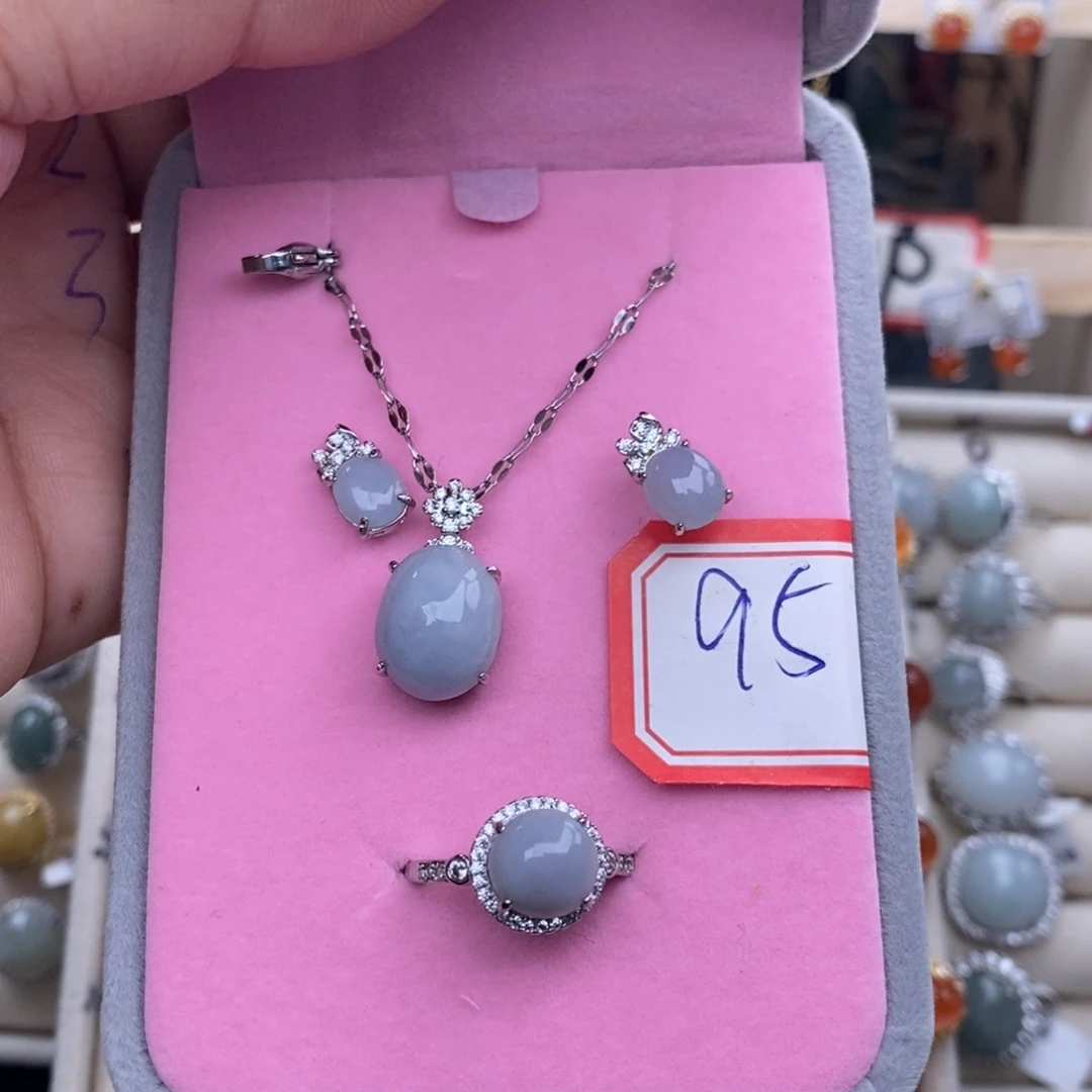 未镶嵌戒指翡翠缅甸