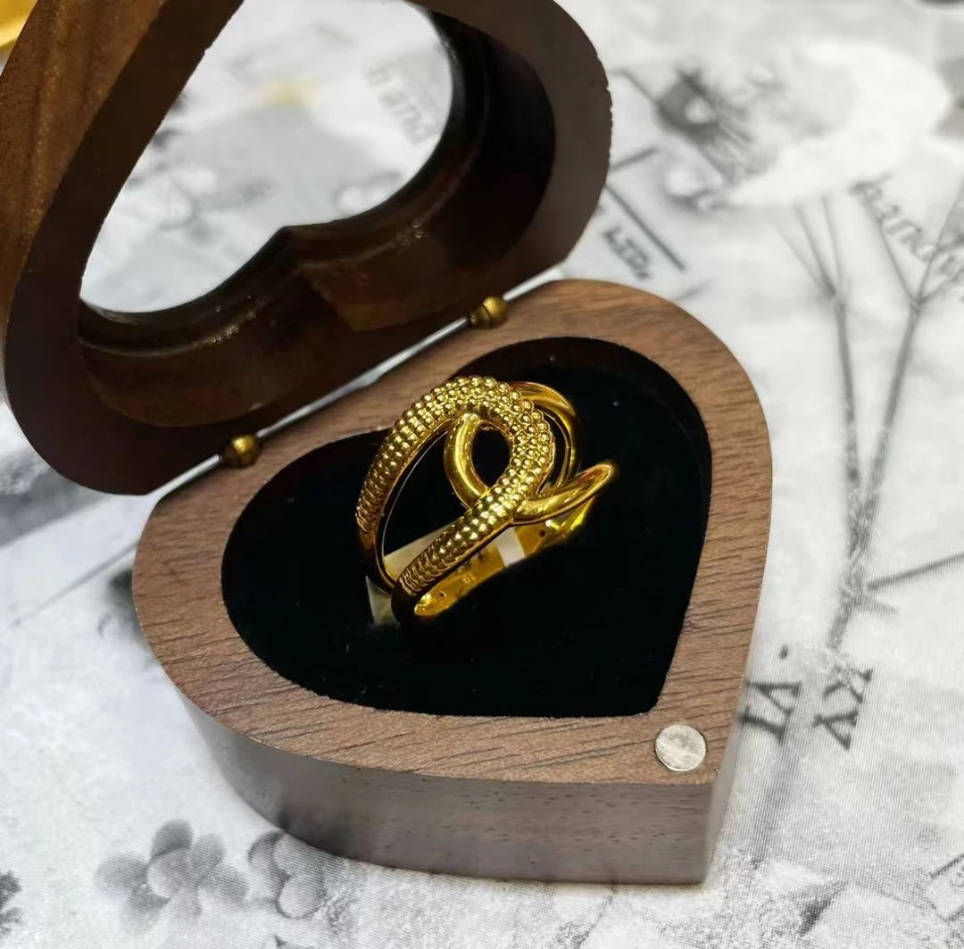 【小鹏黄金】足金999蛇形扭纹戒指