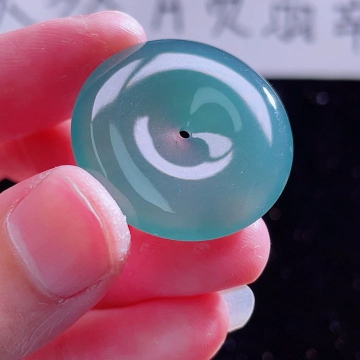 翡翠颈饰未镶嵌999999999