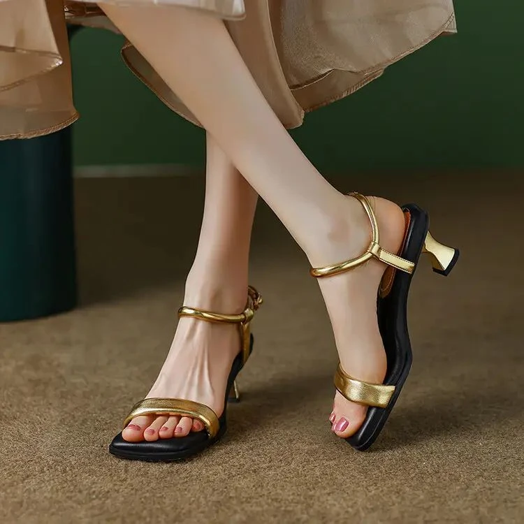 5cm牛皮新款爆款女凉鞋夏季简约轻奢小纯色中跟露趾法式百搭鞋