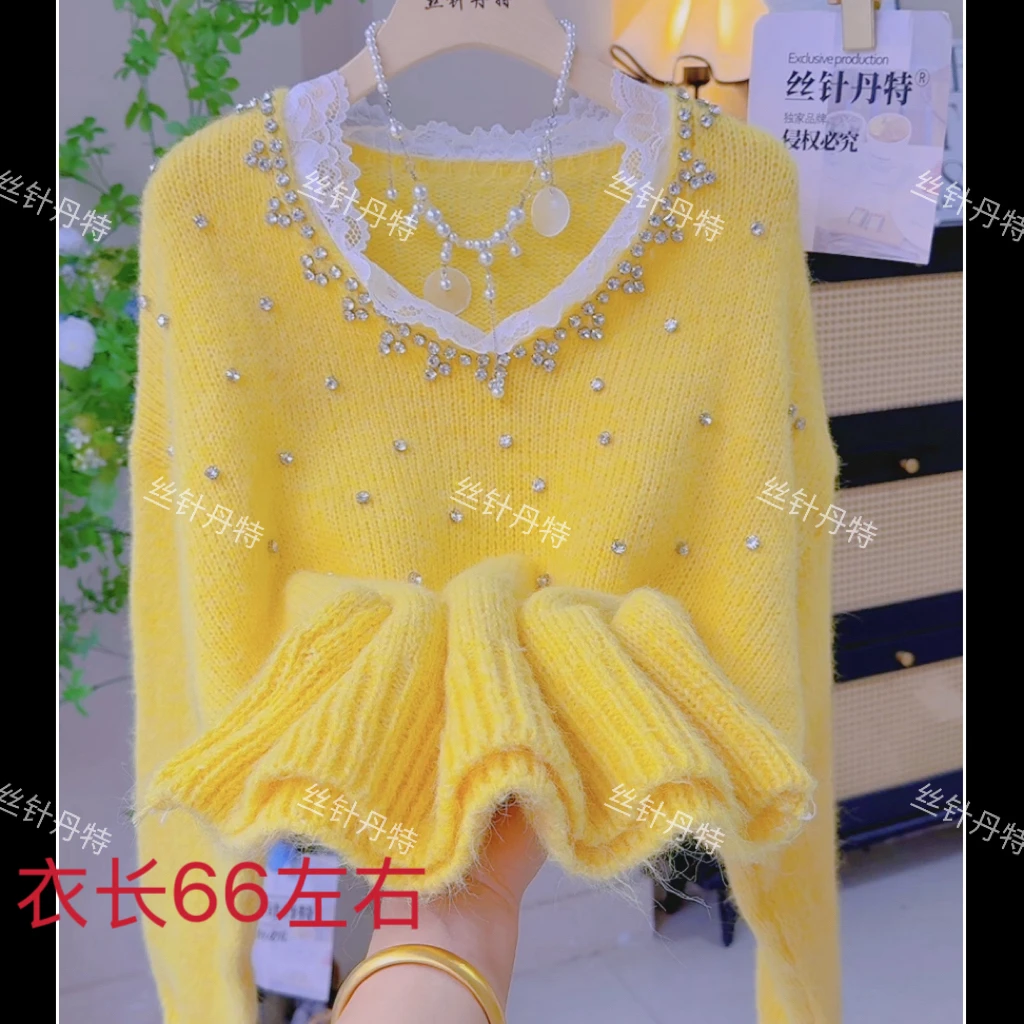 简蕾丝花边V领重工镶钻秋冬新款时尚法式风长袖针织衫毛衣女