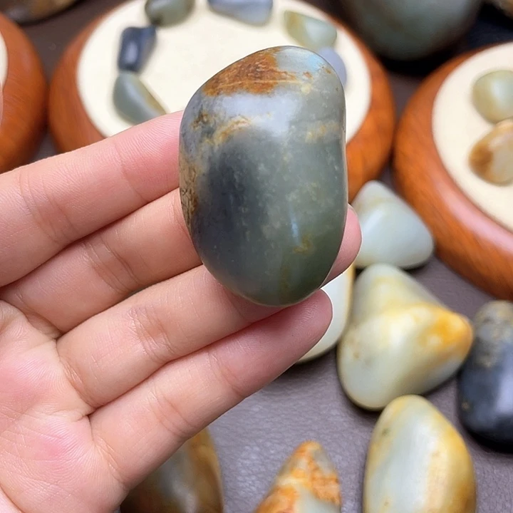 和田玉未镶嵌颈饰34