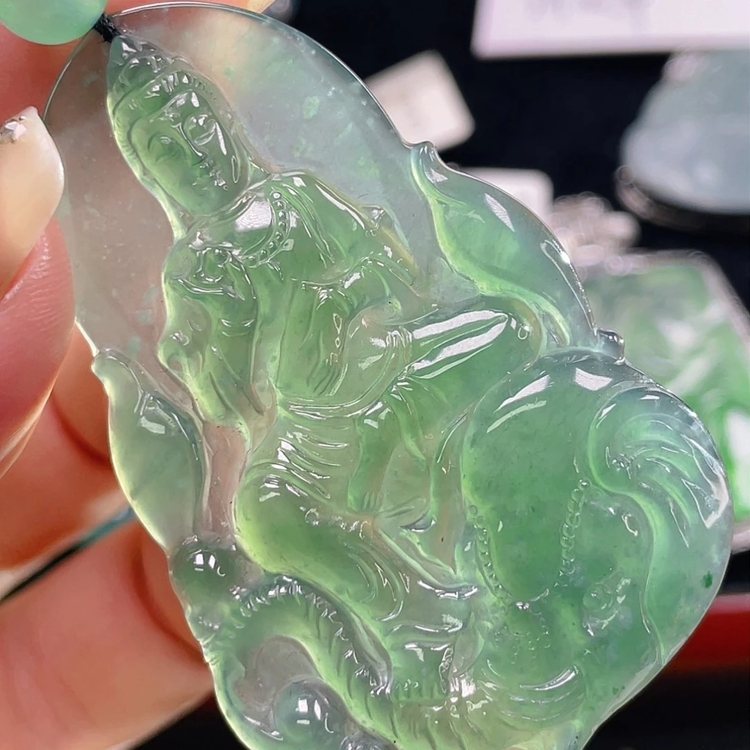 翡翠未镶嵌颈饰星****灯8，