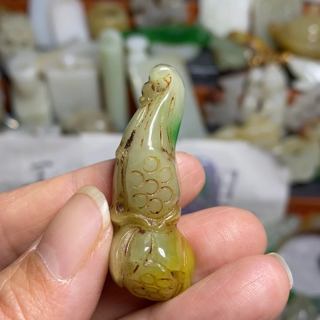 和田玉（糖玉）未镶嵌颈饰