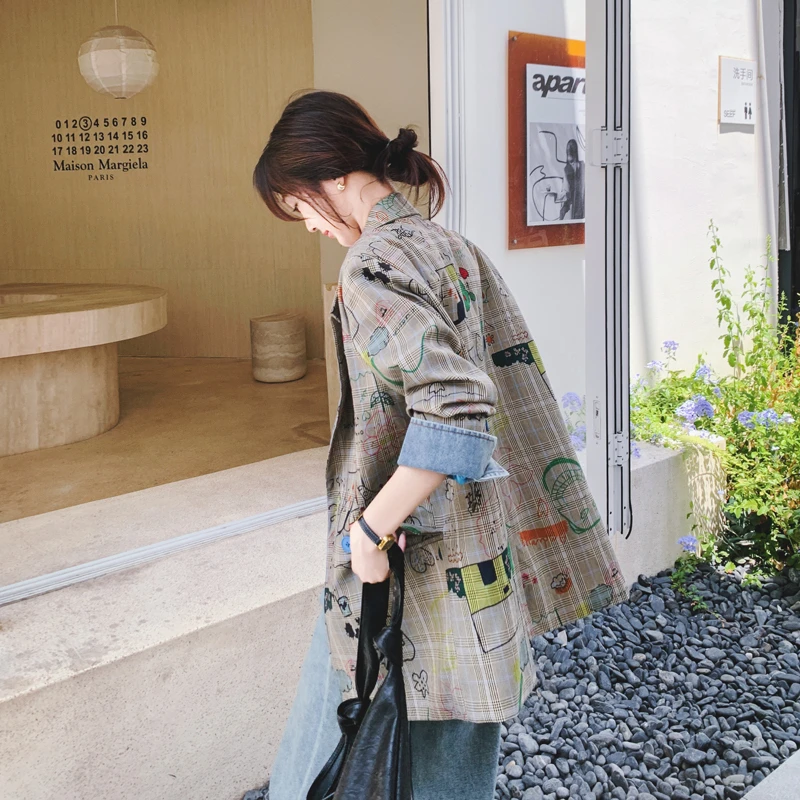 涂鸦格子印花西装外套女2025春季新款高级感气质宽松复古西服上衣