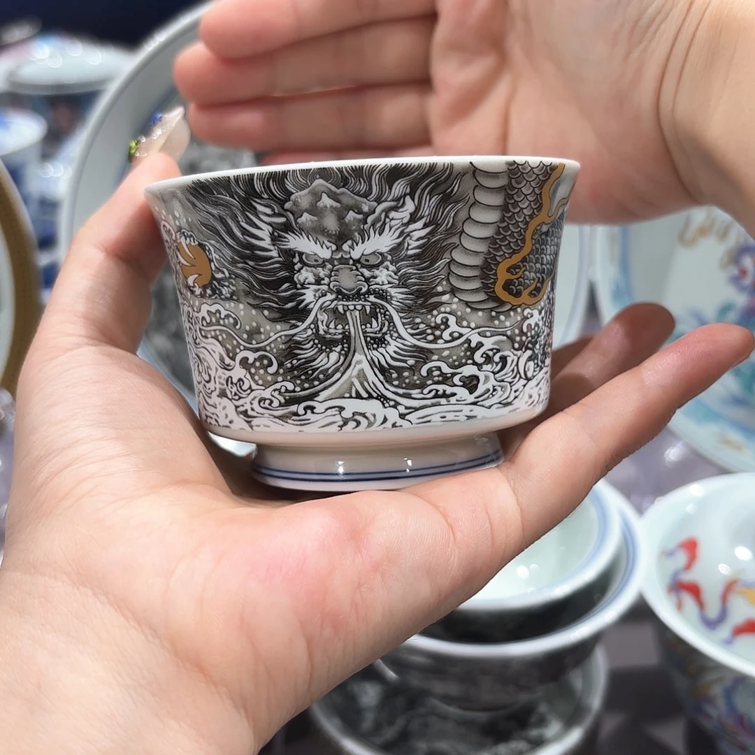 瓷片世***帅景德镇瓷器展和