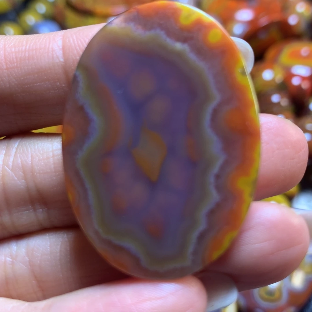 玛瑙/玉髓战国红吊坠未镶嵌