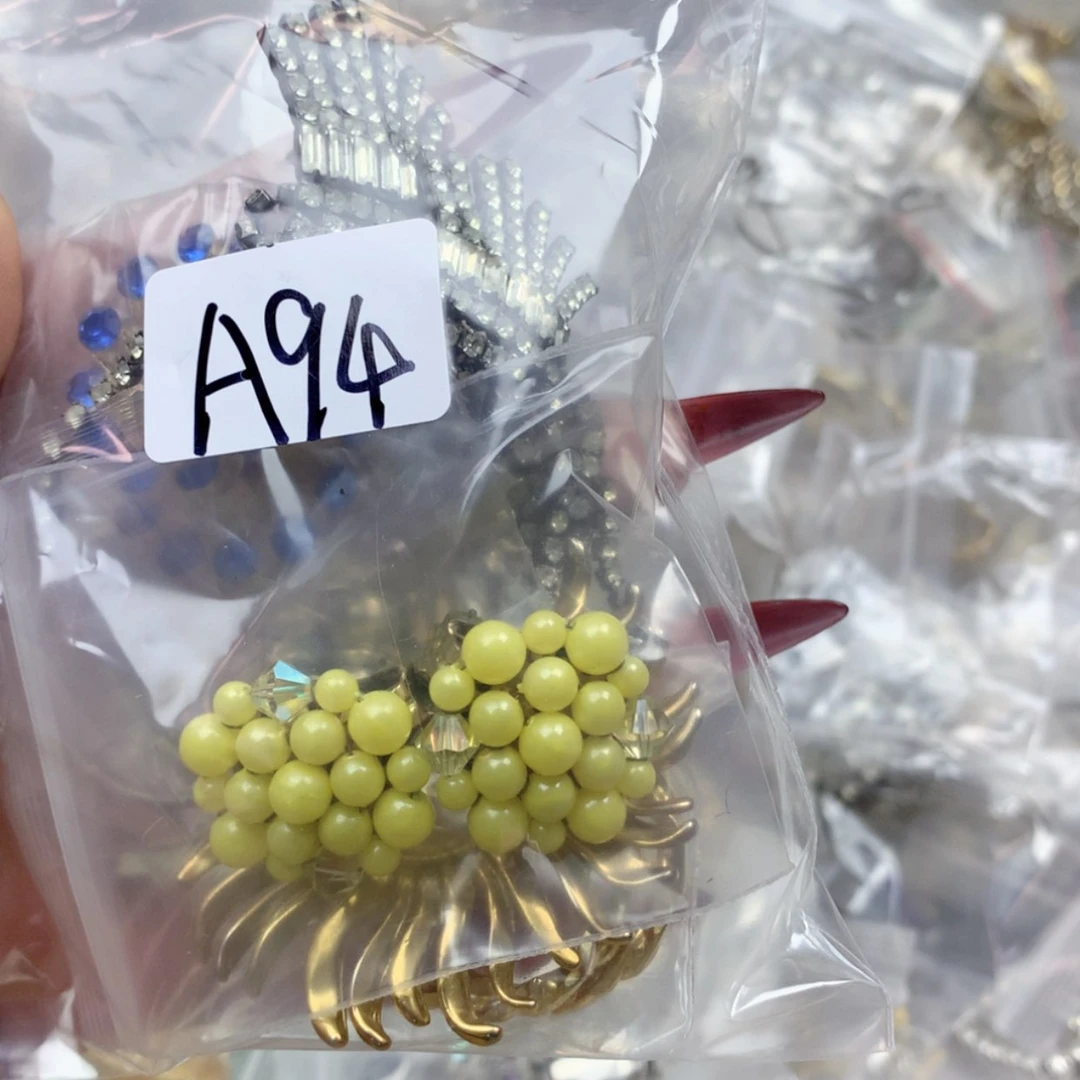 【闪购商品】瓷片楚楚中古满88包邮