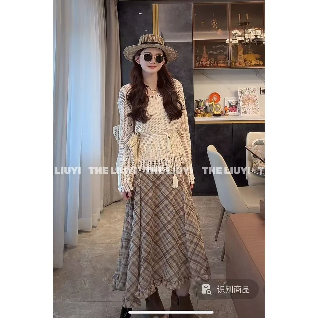 【LIUYI】波西米亚~夏季设计感镂空上衣+内搭吊带两件套54168