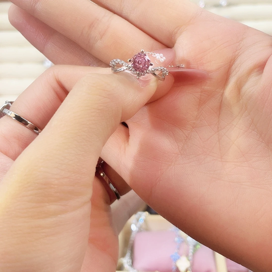 925银合成碳硅石为爱加冕一卡粉钻玫瑰切14圈