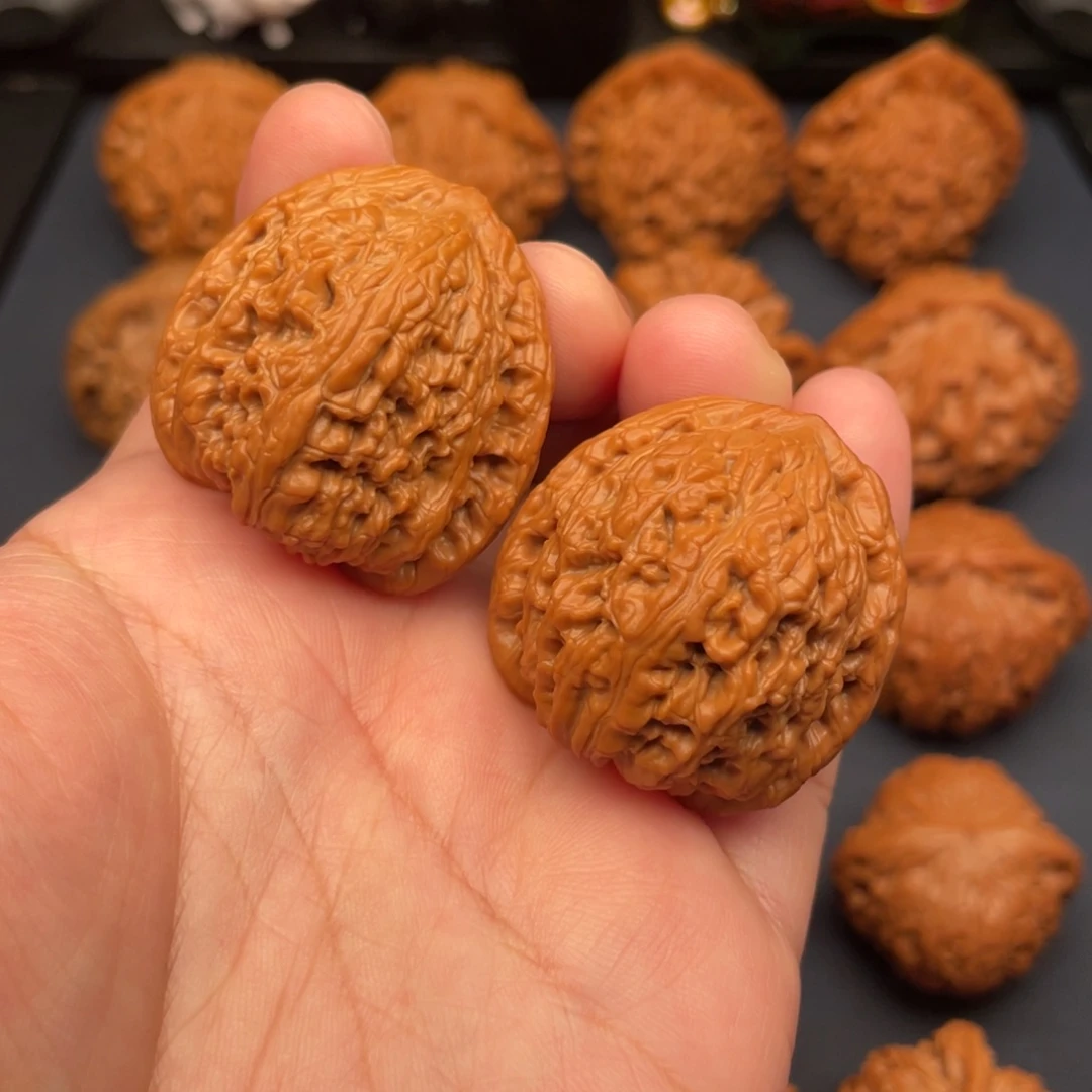 把件文玩核桃全品无修34.5密纹红宝石