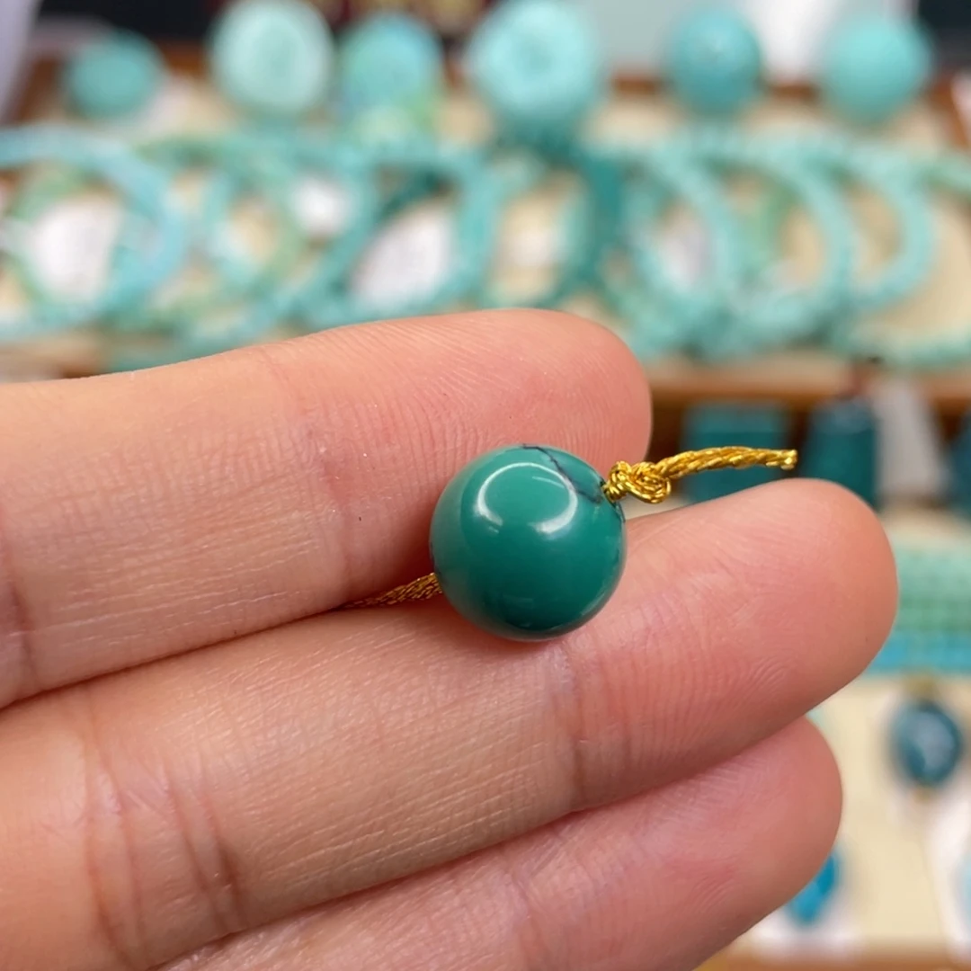 绿松石未镶嵌挂件