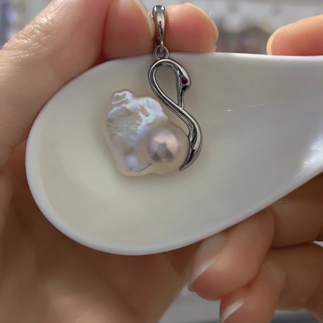 颈饰未镶嵌淡水珍珠