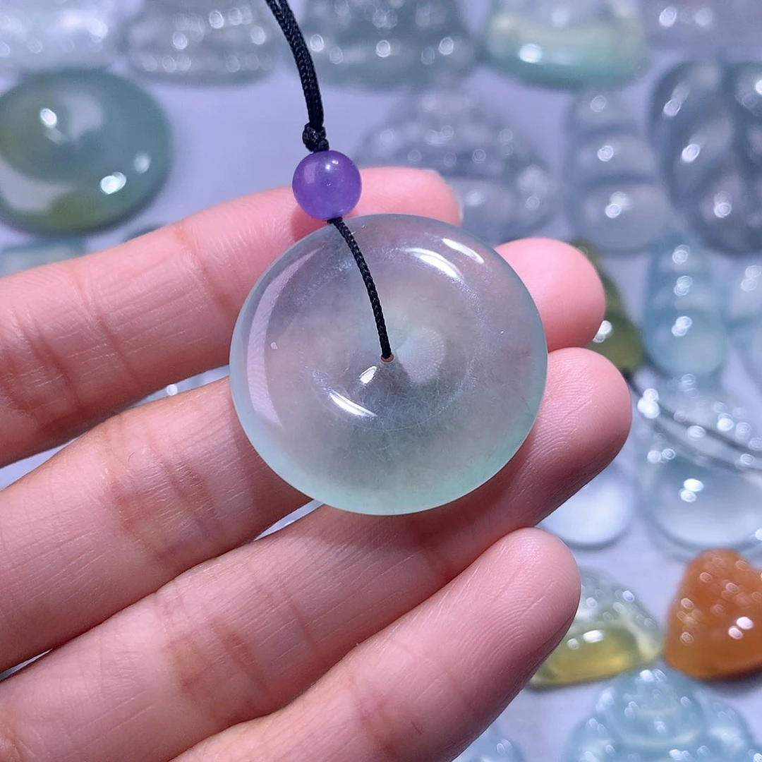 【闪购商品】翡翠颈饰未镶嵌扣