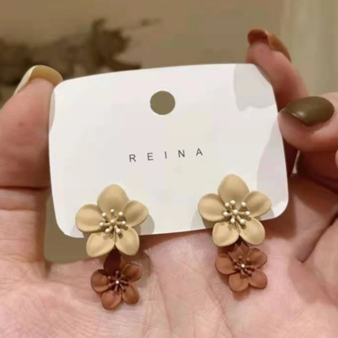 铜合金玻璃耳饰 设计感撞色喷漆花朵耳钉气质温柔耳饰