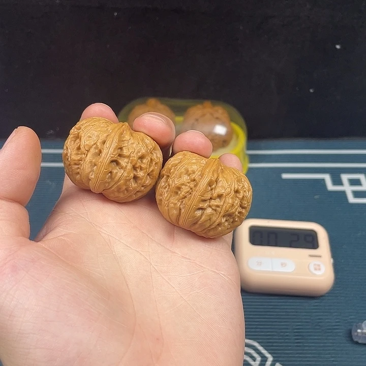 吊坠文玩核桃哈哈哈哈哈哈哈哈哈哈
