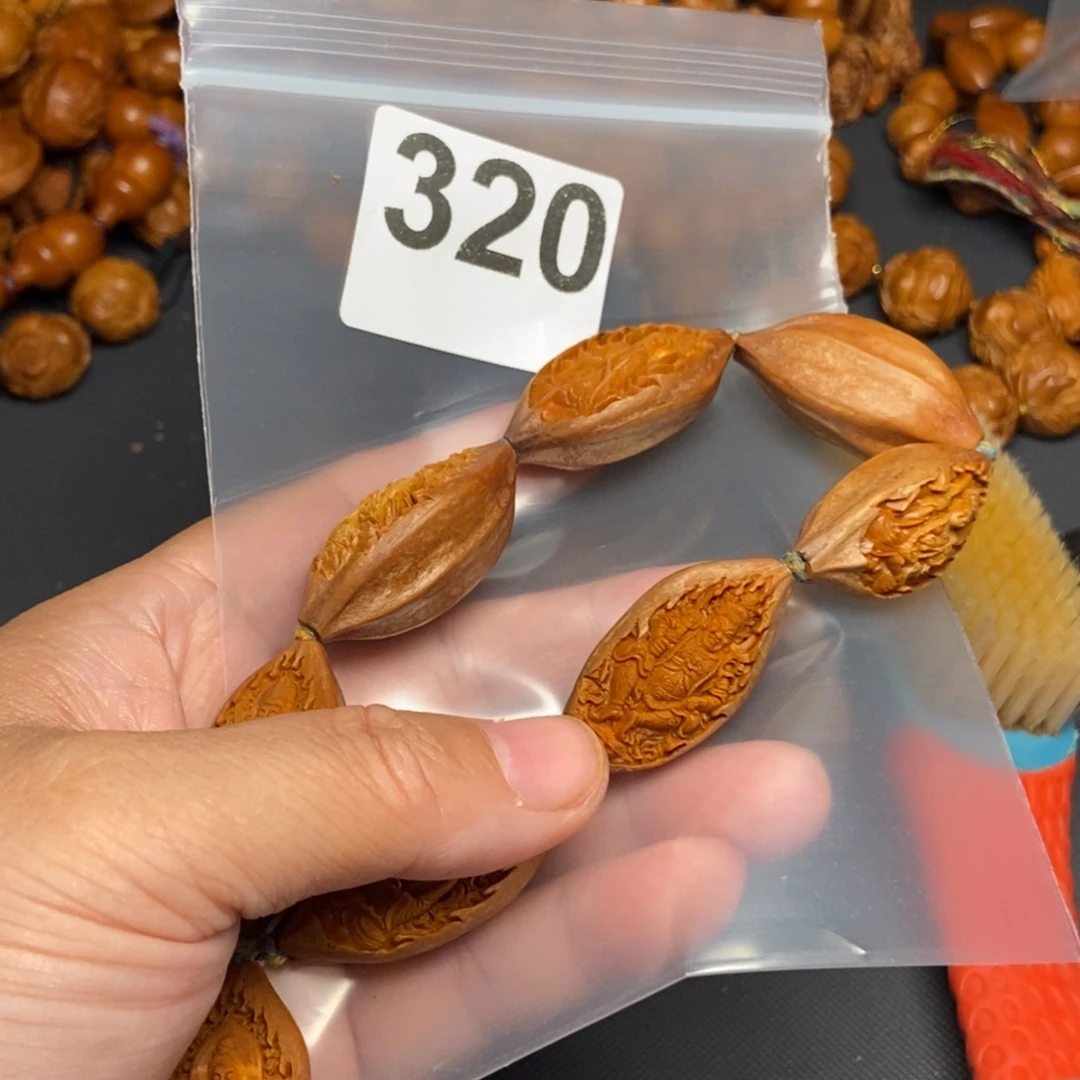 一***多手串/手链橄榄核320八大菩萨