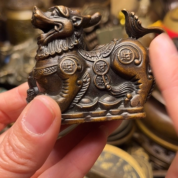 精美铜器批发档口