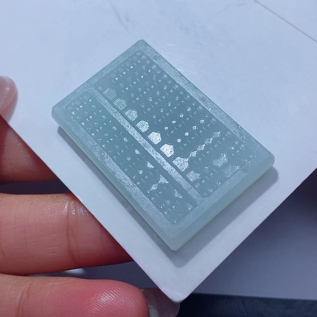 定制翡翠未镶嵌翡翠