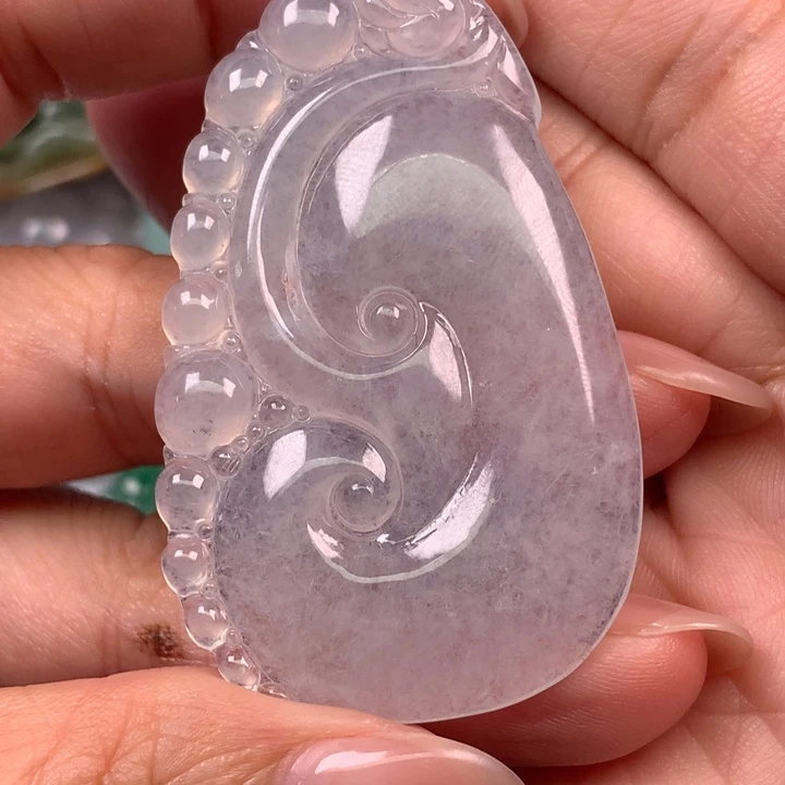 翡翠未镶嵌颈饰漂**孩翡翠