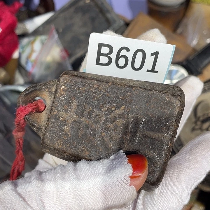 瓷片收****属火爆瓷片火爆瓷片