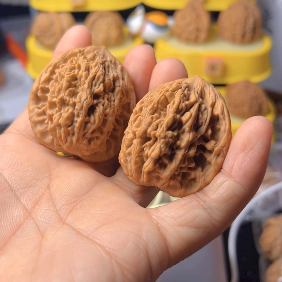 文玩核桃吊坠麦虎43