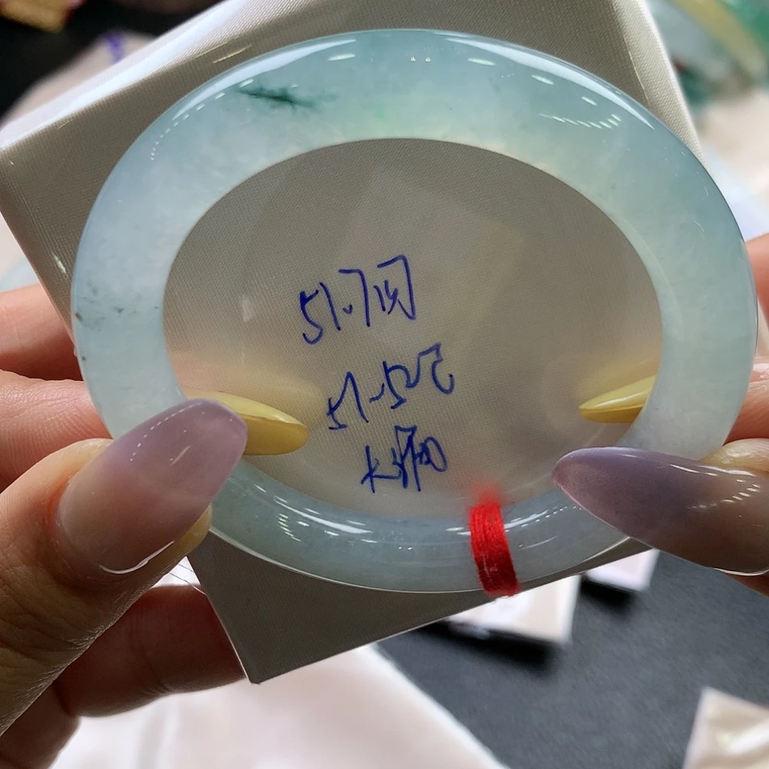翡翠未镶嵌手镯51.7圆