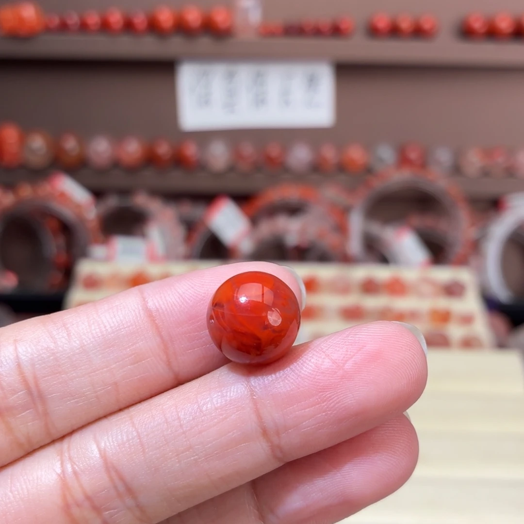 A***q南红玛瑙未镶嵌川料单珠12+
