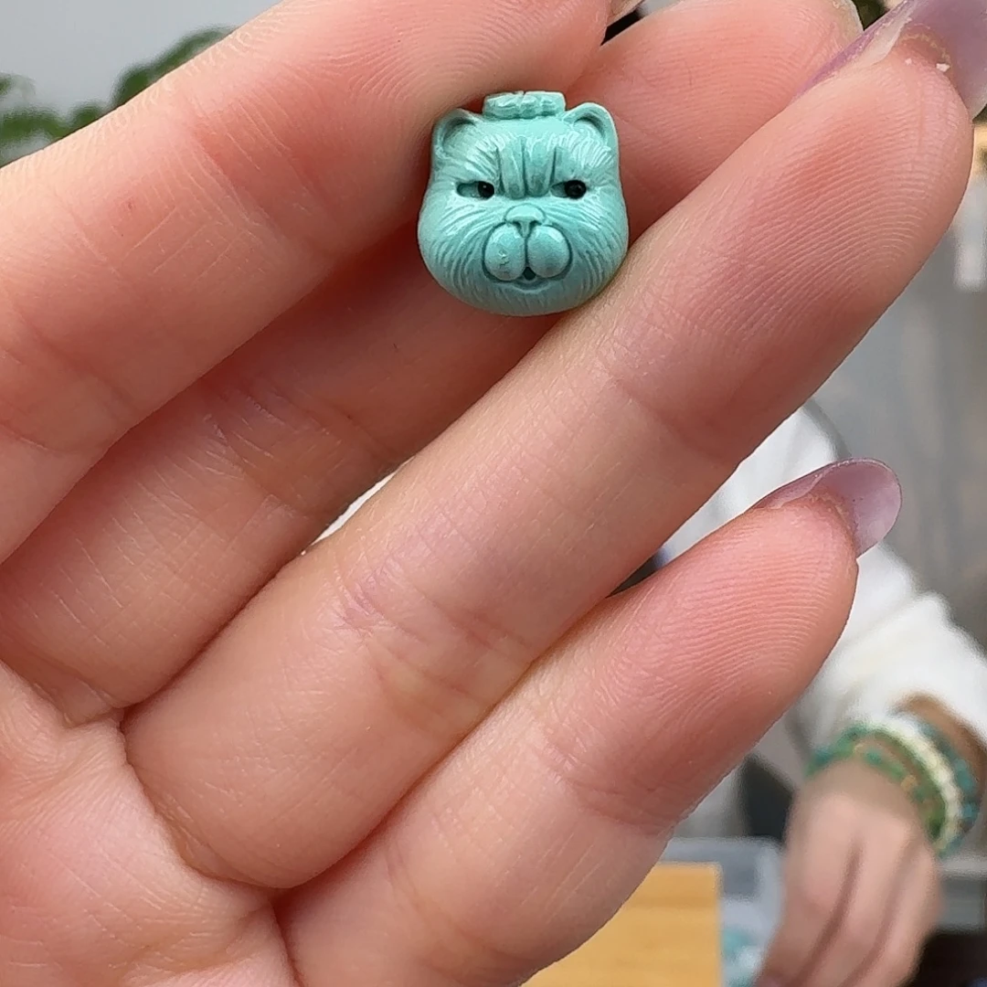 绿松石未镶嵌挂件