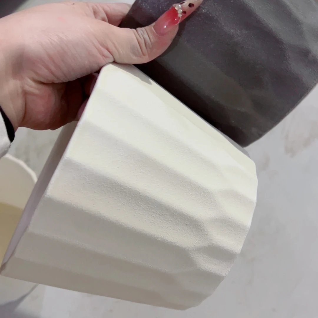 有孔，陶瓷花盆满10米包邮发货