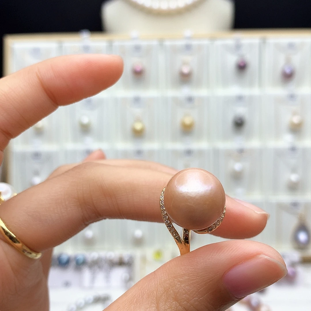 淡水珍珠颈饰合金