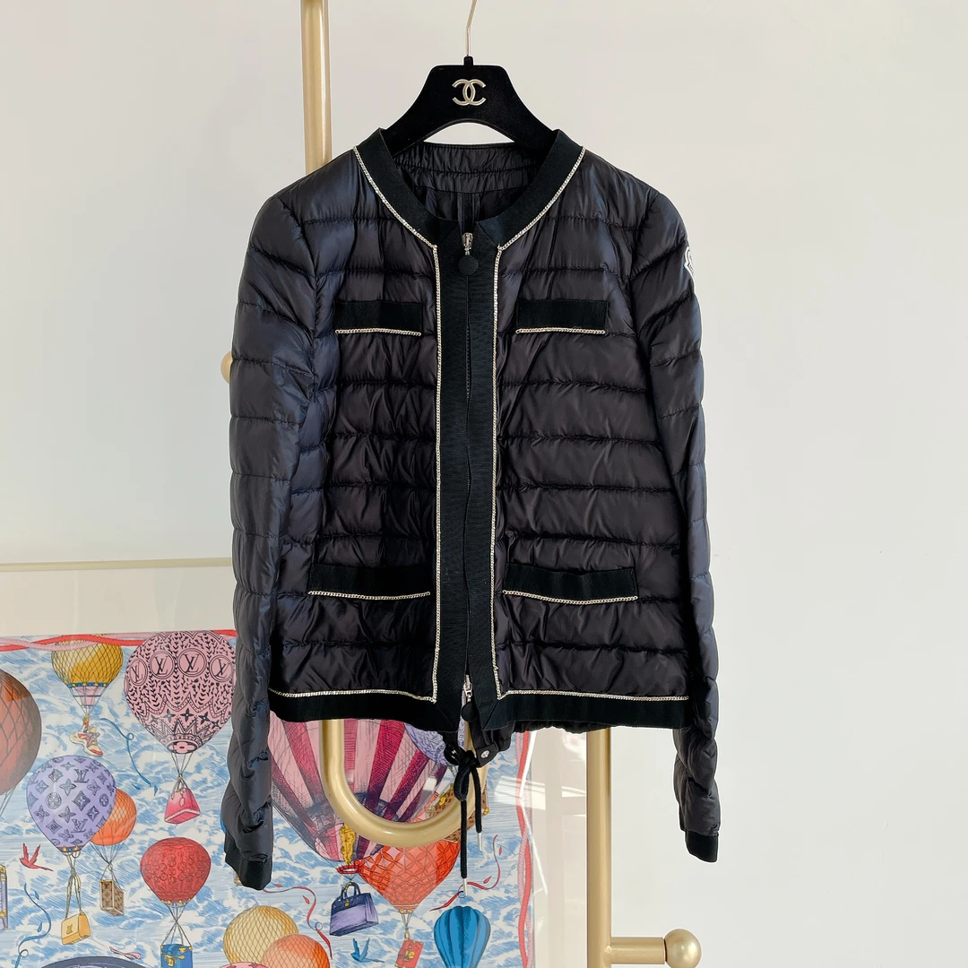 95新 MONCLER 黑色链条羽绒服/36285047
