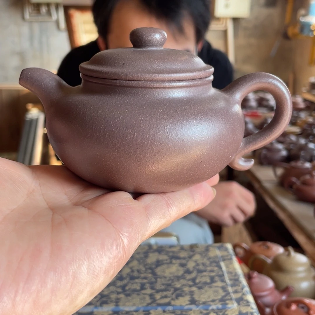 茶壶紫砂LZX。 天青泥。 仿古。 240CC
