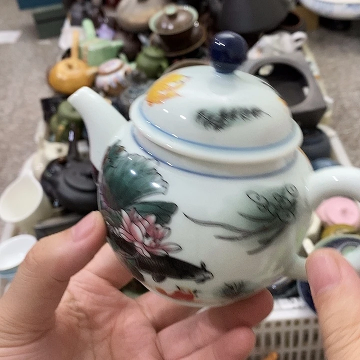 陶瓷艺术品及陶瓷壶壶