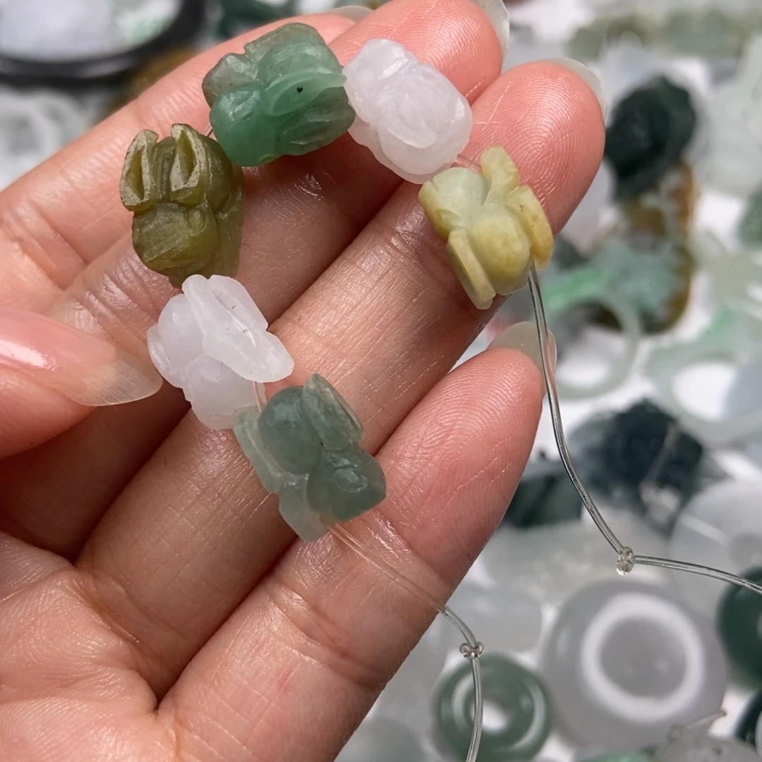 定制翡翠未镶嵌翡翠