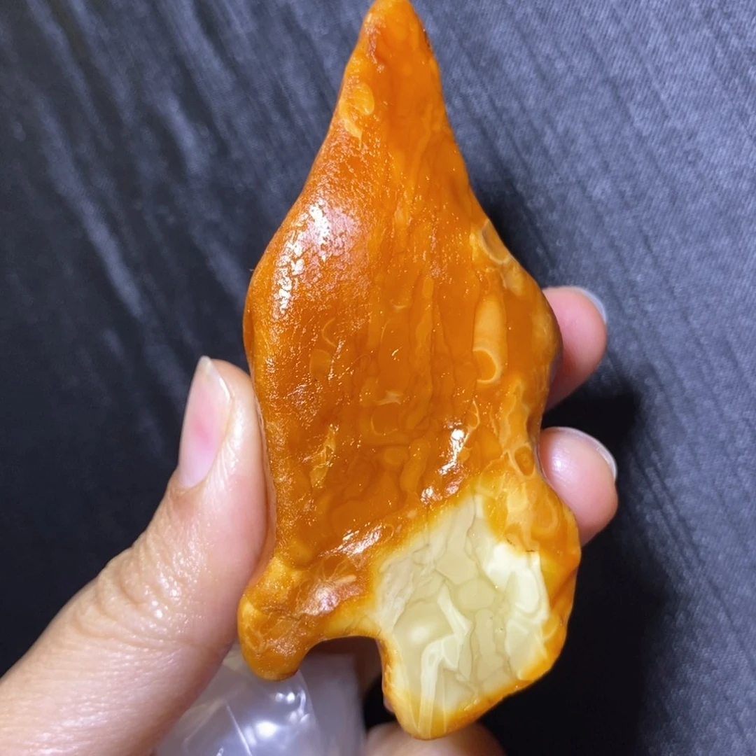 定制琥珀阳*?琥珀蜜蜡吊坠