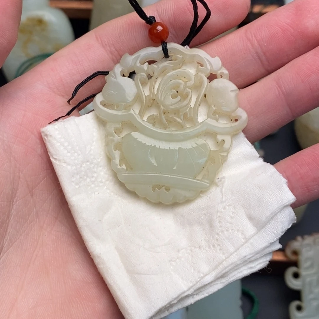 和田玉挂件未镶嵌岁**声