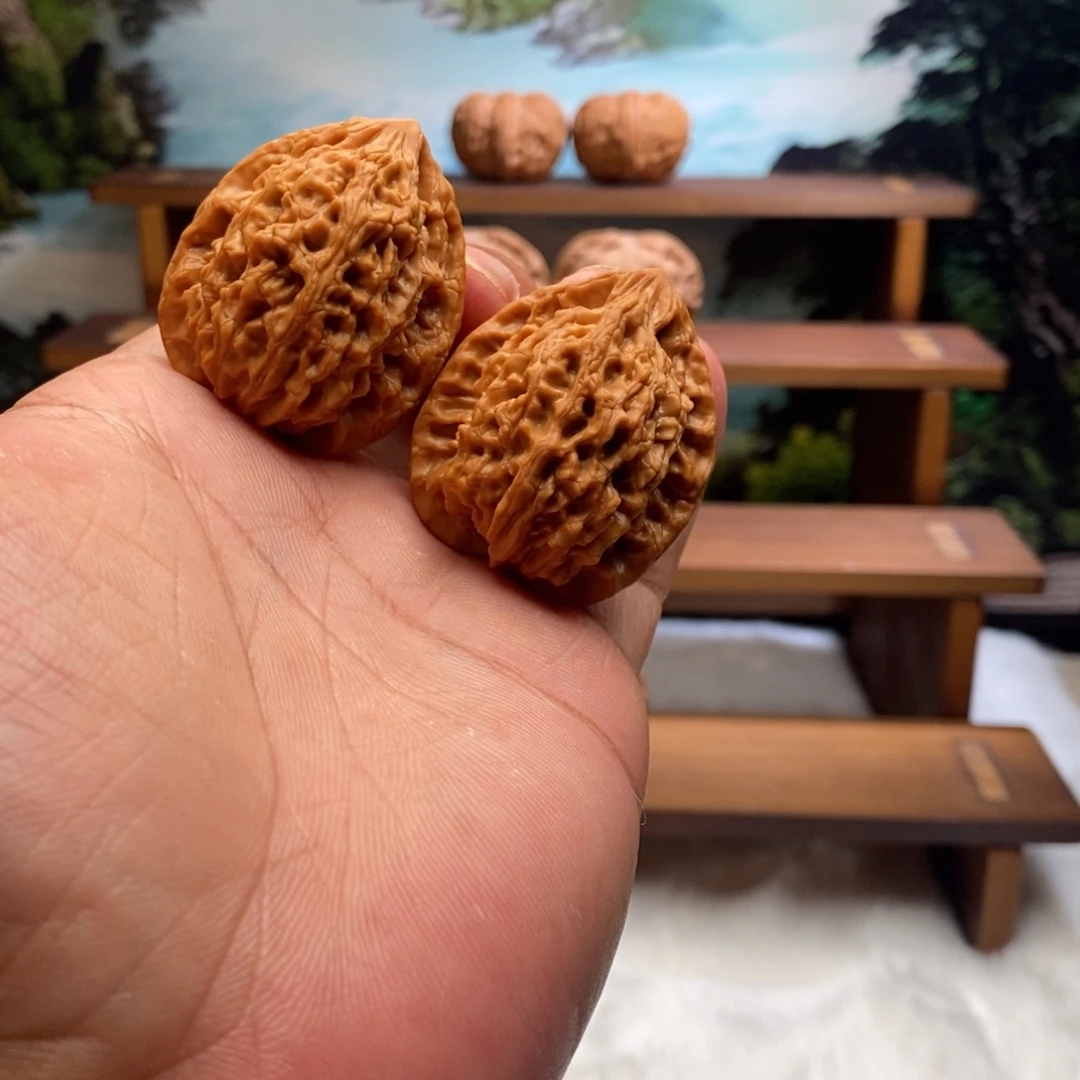 吊坠文玩核桃35.5十三陵鸡心