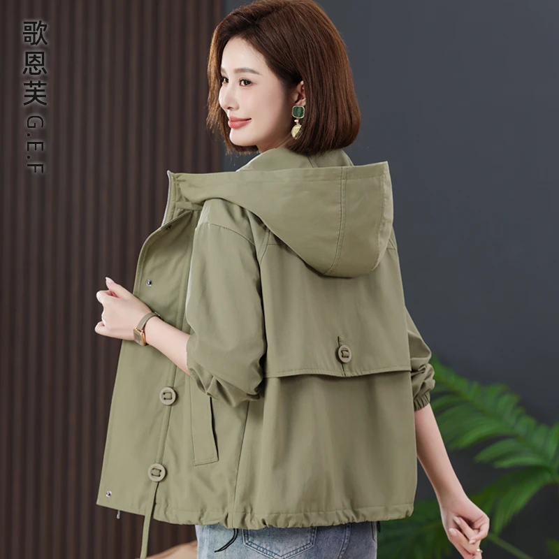 外套女春秋2025新款今年流行休闲大码小个子气质中年妈妈短款风衣