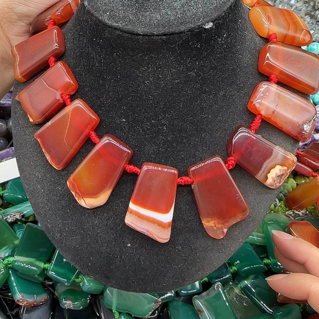 玛瑙/玉髓合金珠宝半成品红玛瑙牌子一条18-30mm