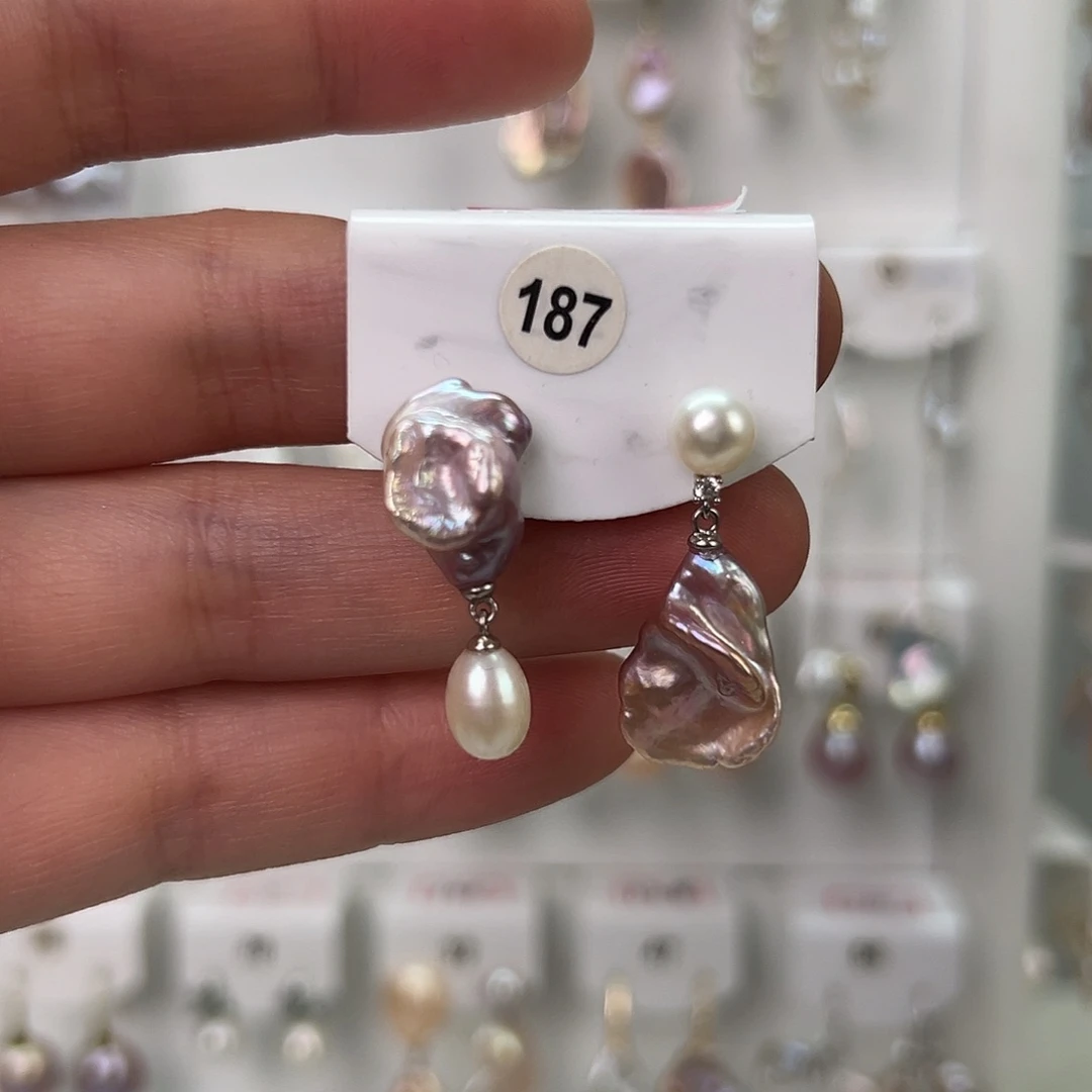 非金属巴洛克花瓣耳饰