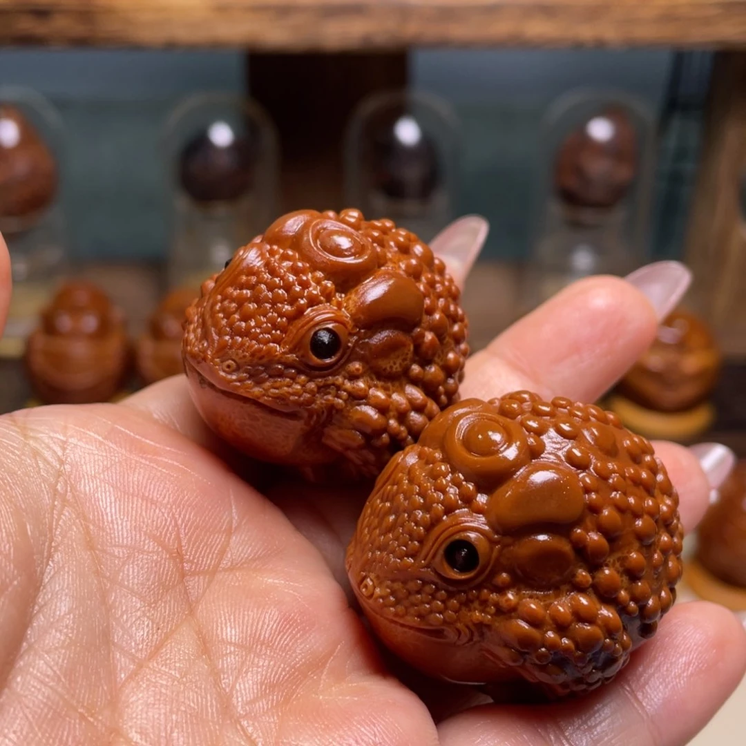 佛螺菩提吊坠畵*元宝金蟾一对 三六左右尺