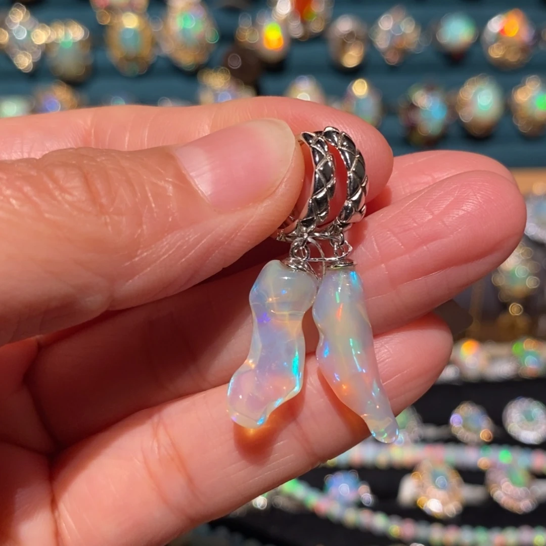 欧泊银S925镶嵌耳饰