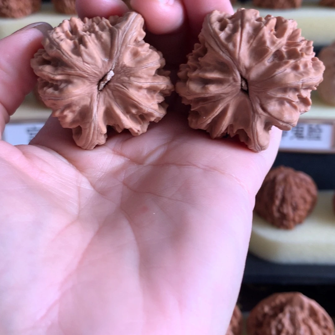 把件文玩核桃文玩核桃白茬盘龙虎